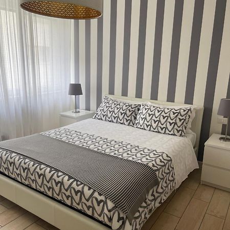 Bernini 20 Bed & Breakfast Napoli Dış mekan fotoğraf