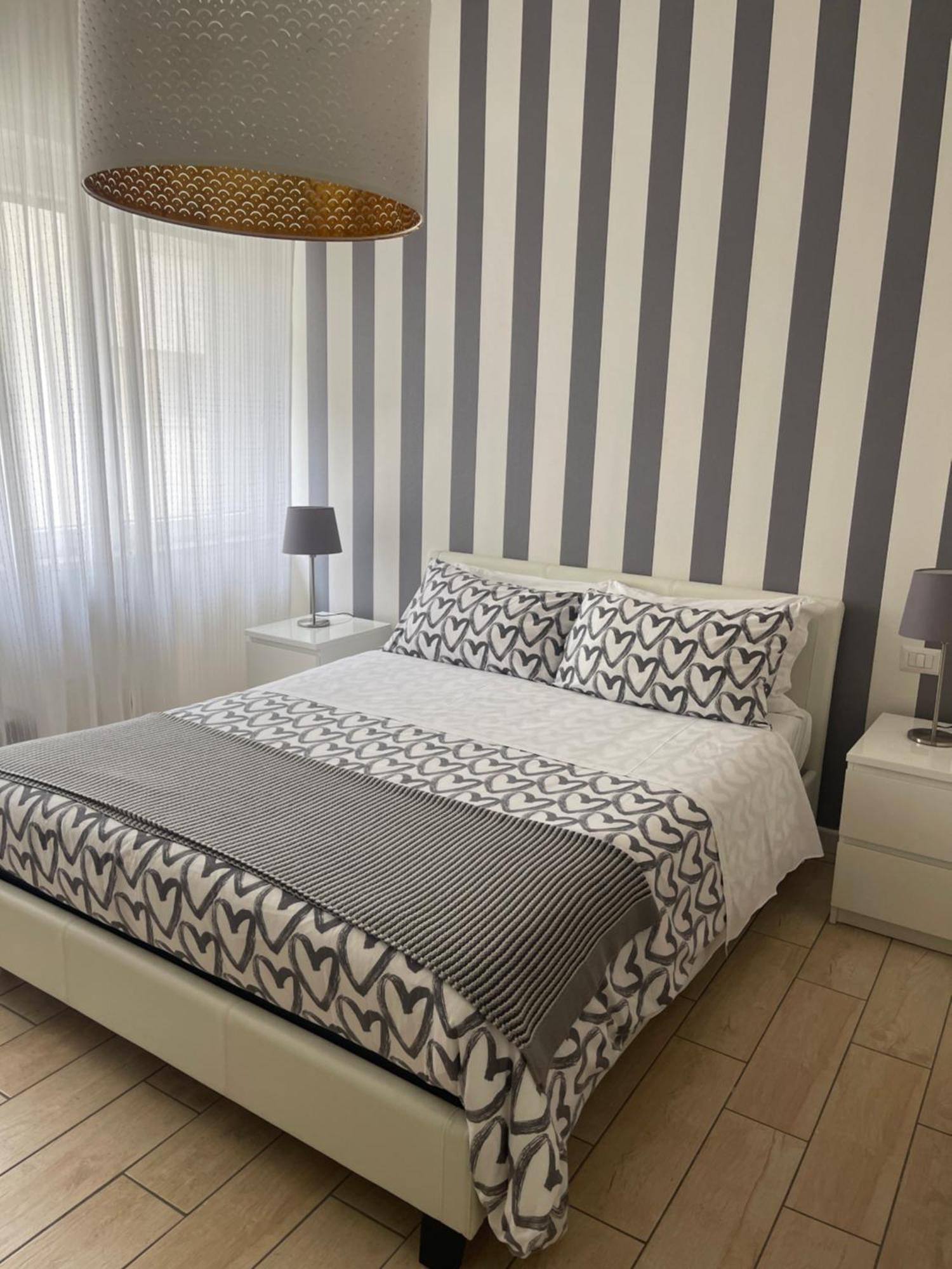 Bernini 20 Bed & Breakfast Napoli Dış mekan fotoğraf